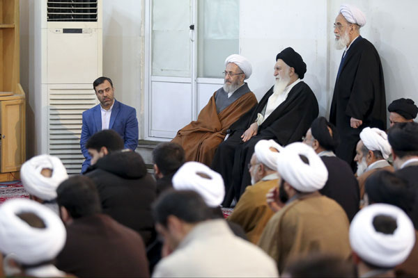 رونمایی از کتاب میزان الفقاهه مرحوم آیت الله سید محمد باقر موسوی درچه ای-971012